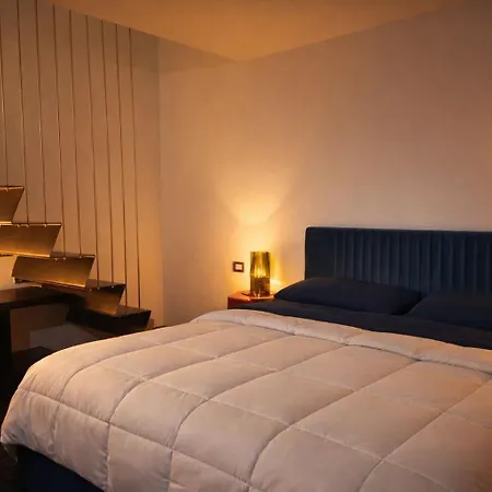 Apollo Theater Palace Exclusive Rooftop Apartment Lecce